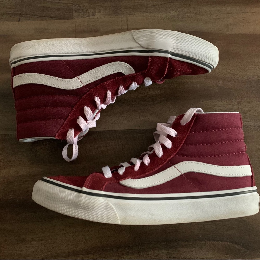 Burgundy/white SK8-HI Vans high tops